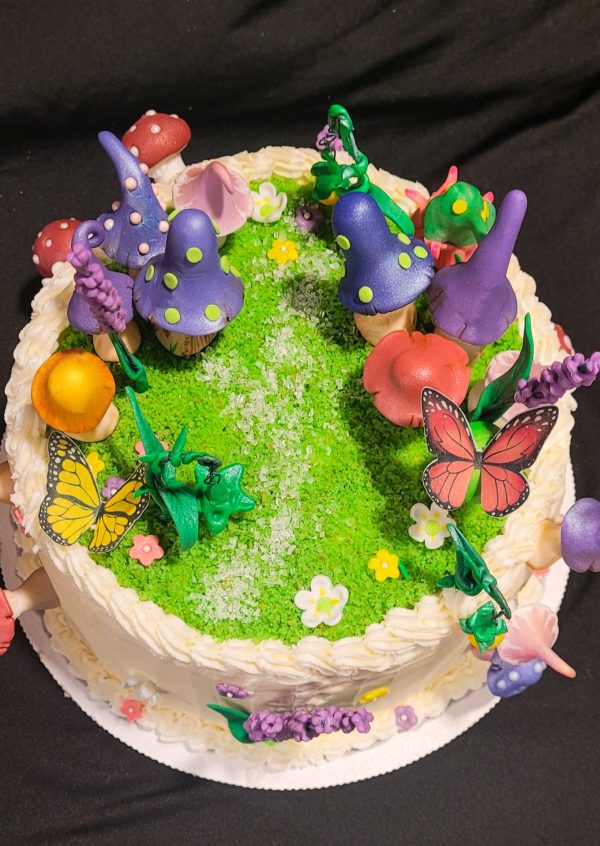 Gourmet Style Cakes and Cupcakes - Image 5