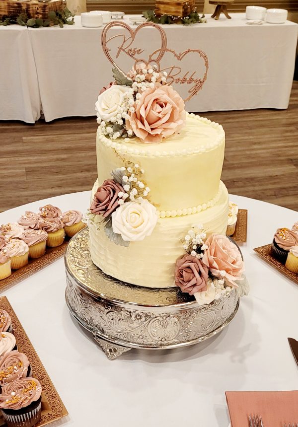 Wedding / Celebration Cakes - Image 4