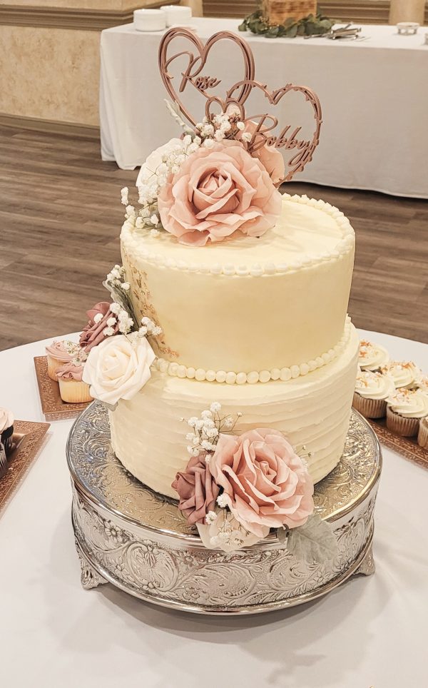 Wedding / Celebration Cakes - Image 2
